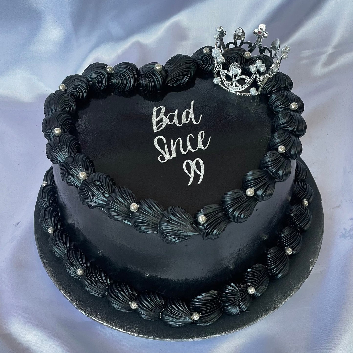 Black Heart with Crown π