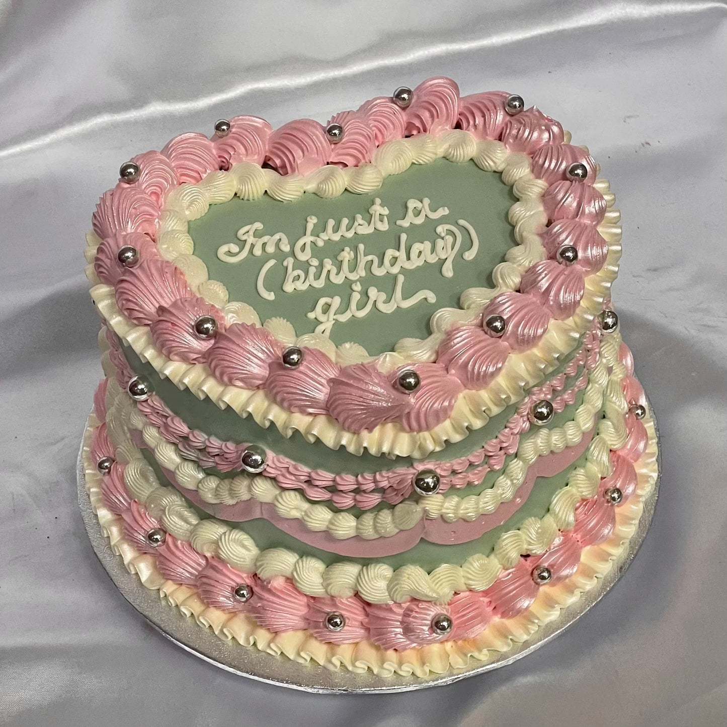 Green & Light Pink Heart π