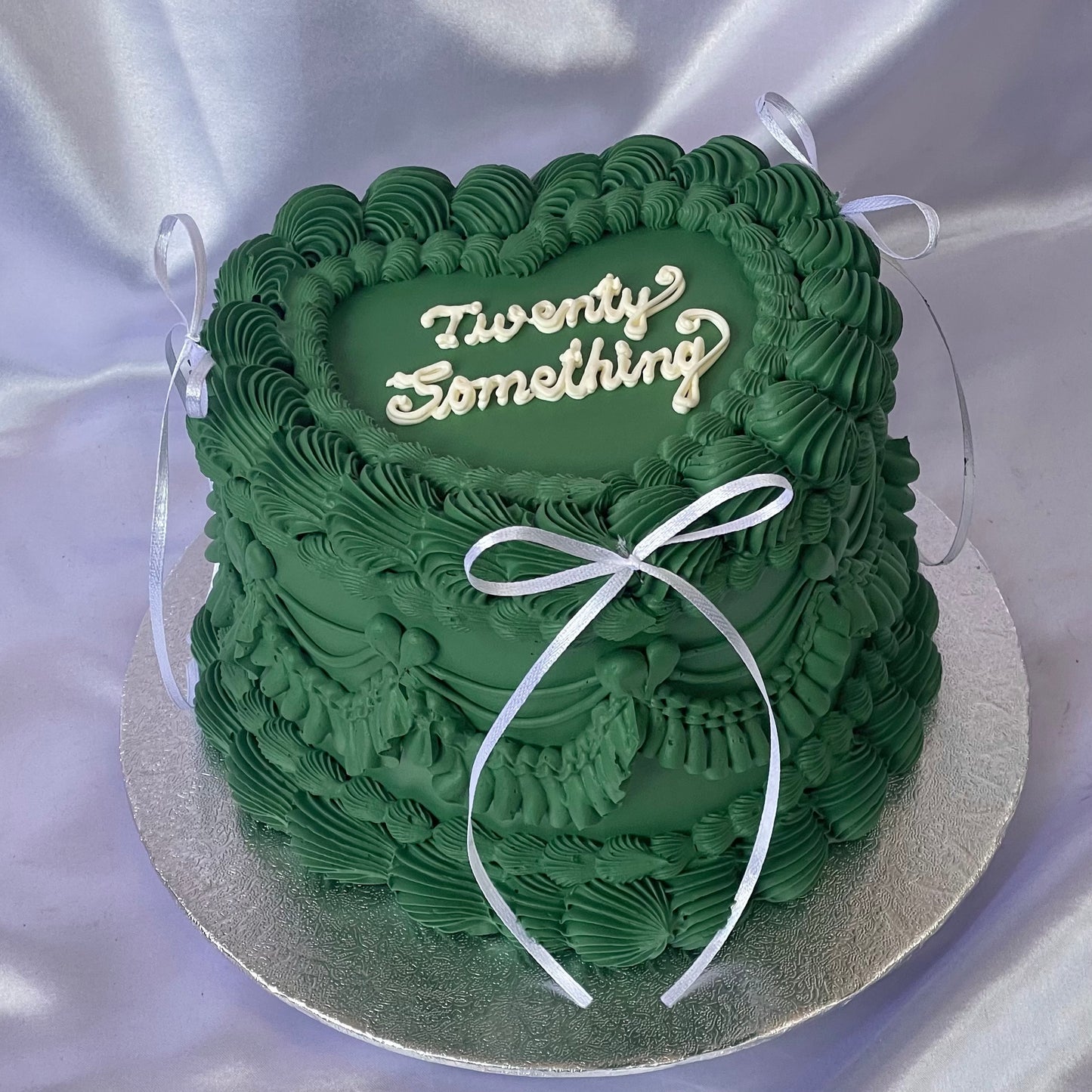 Holly Green Heart with Ribbons π