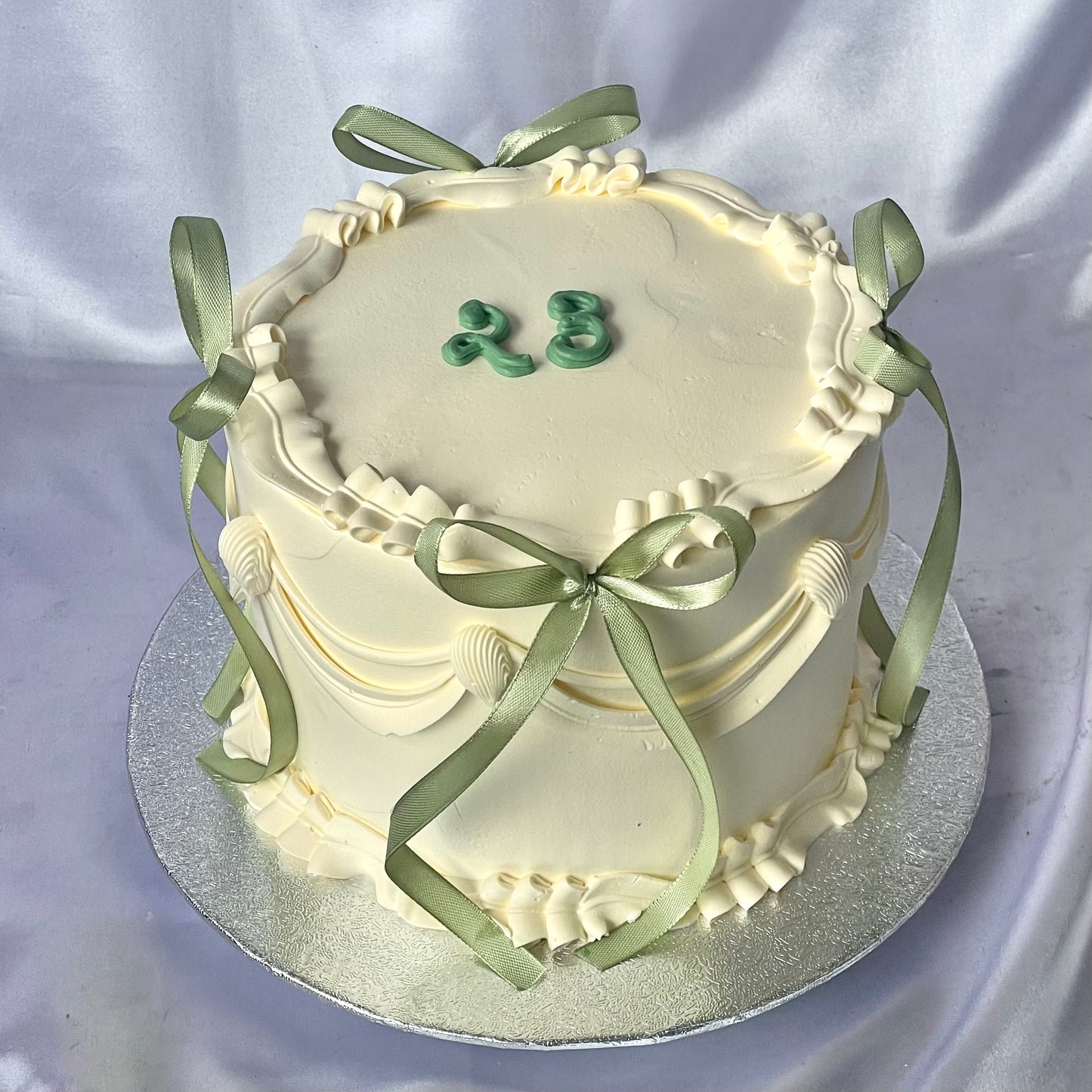 White Round with Sage Green Ribbons 🎀
